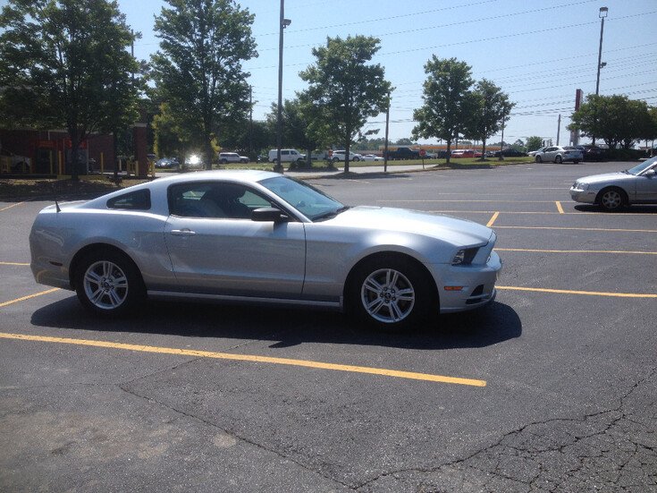 Thumbnail Photo undefined for 2014 Ford Mustang Coupe